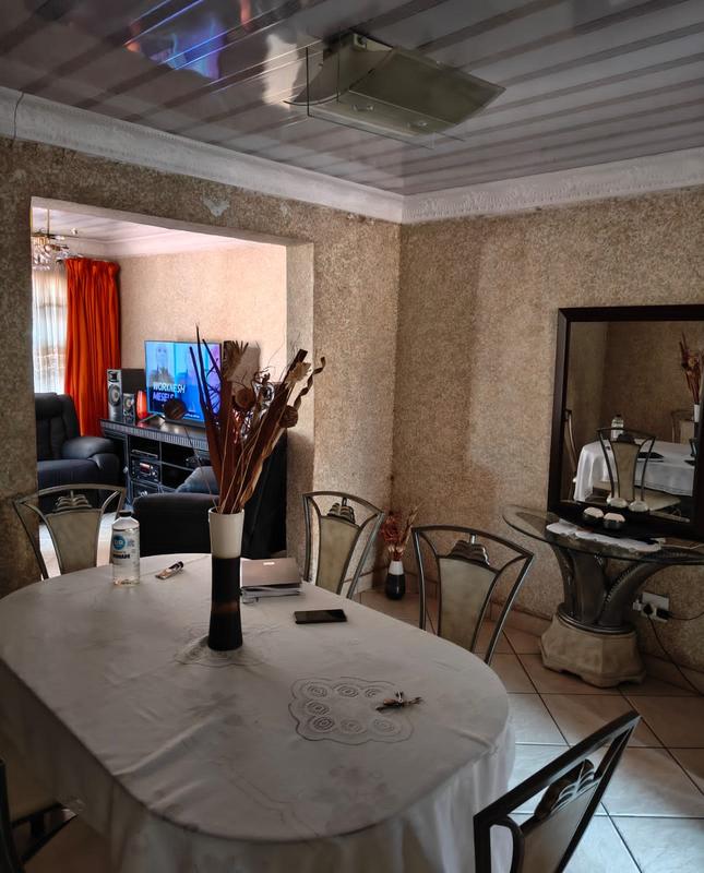 3 Bedroom Property for Sale in Geelhoutpark North West